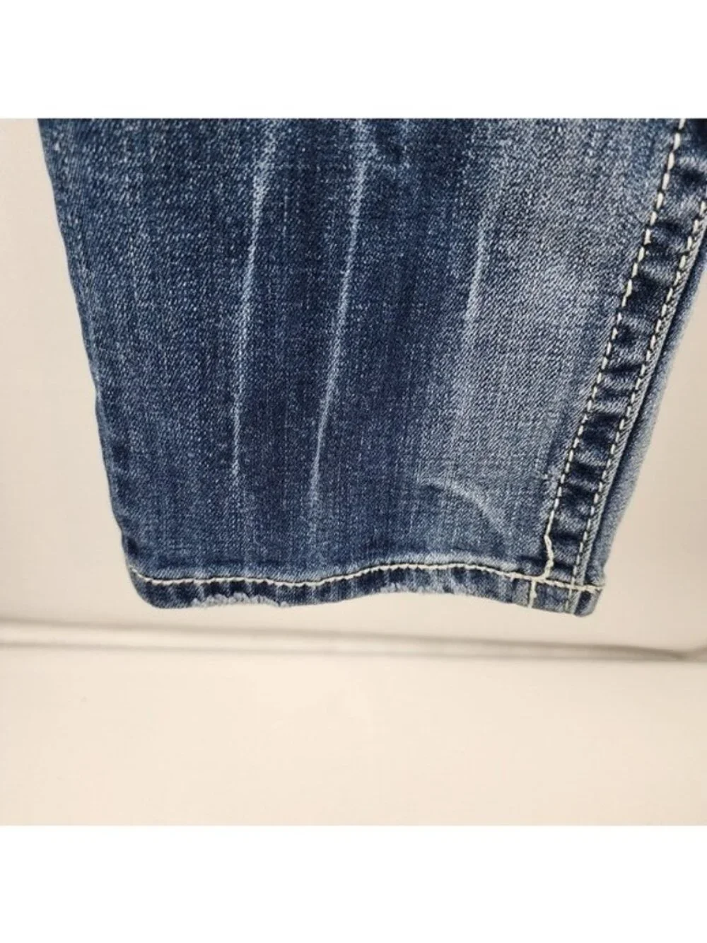 Miss Me Jeans Womens 28 Blue Capri Thick Threading JB1026P4 (28x26)